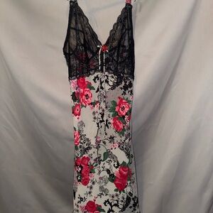Floral Lace Trim Nightgown